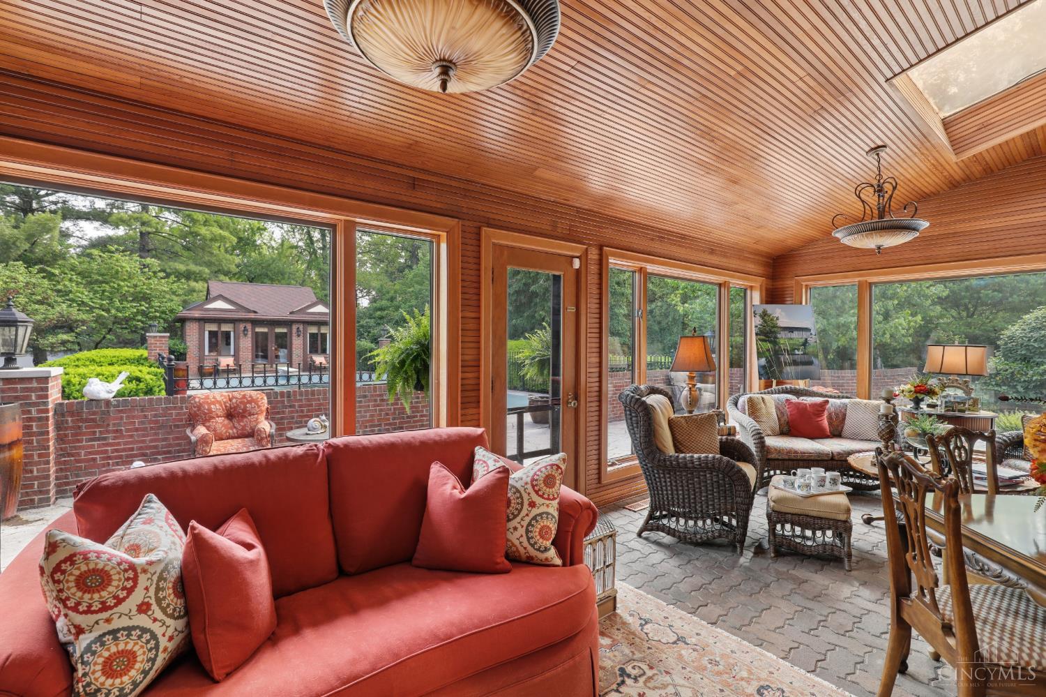 9 Little Creek Lane