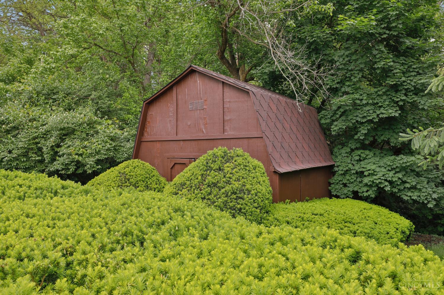 9 Little Creek Lane