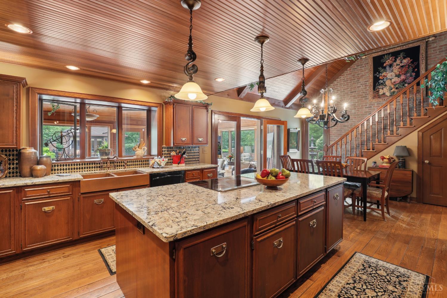 9 Little Creek Lane