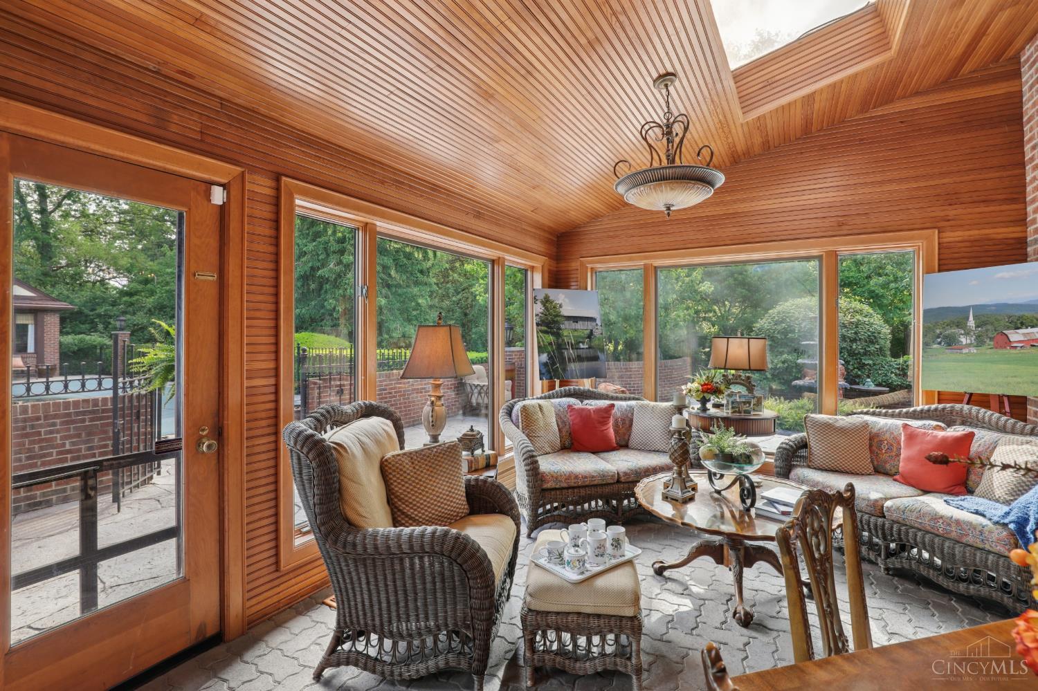 9 Little Creek Lane