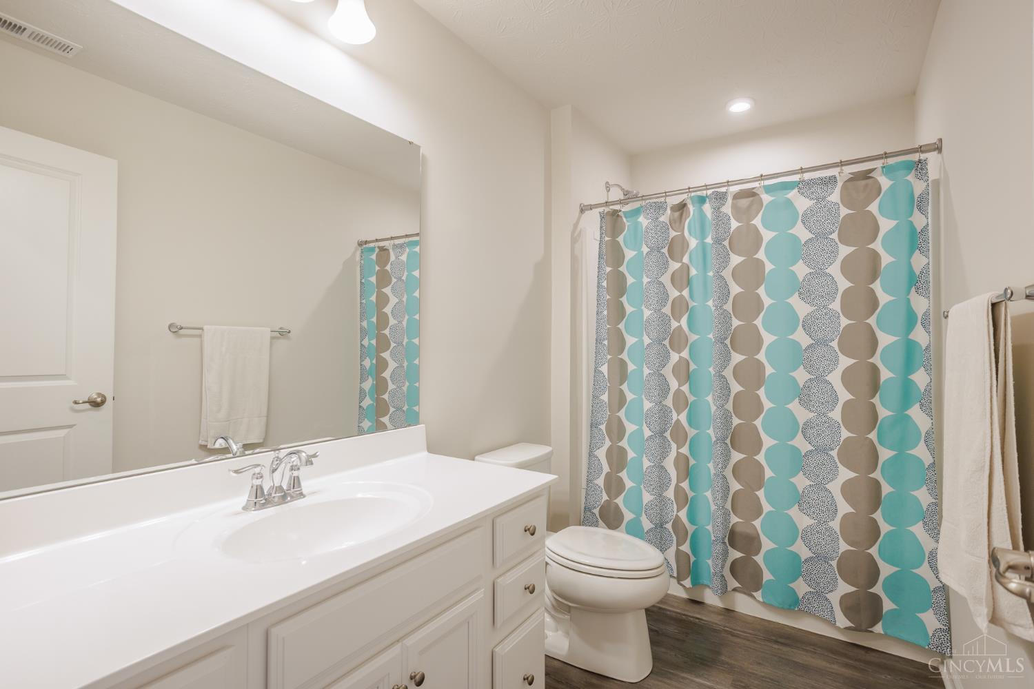1586 Rosebush Court