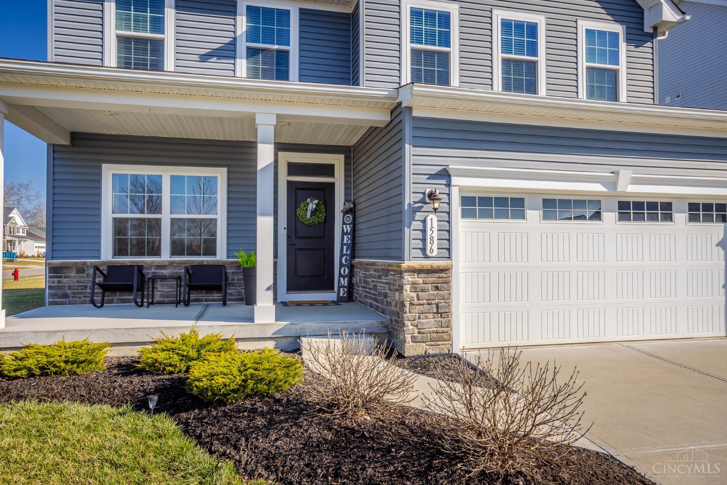 1586 Rosebush Court