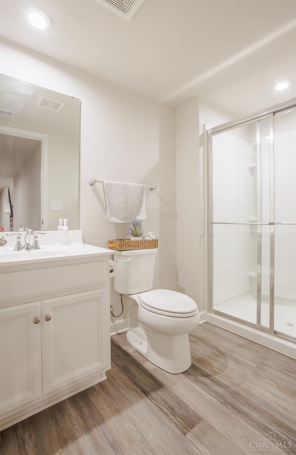 1586 Rosebush Court