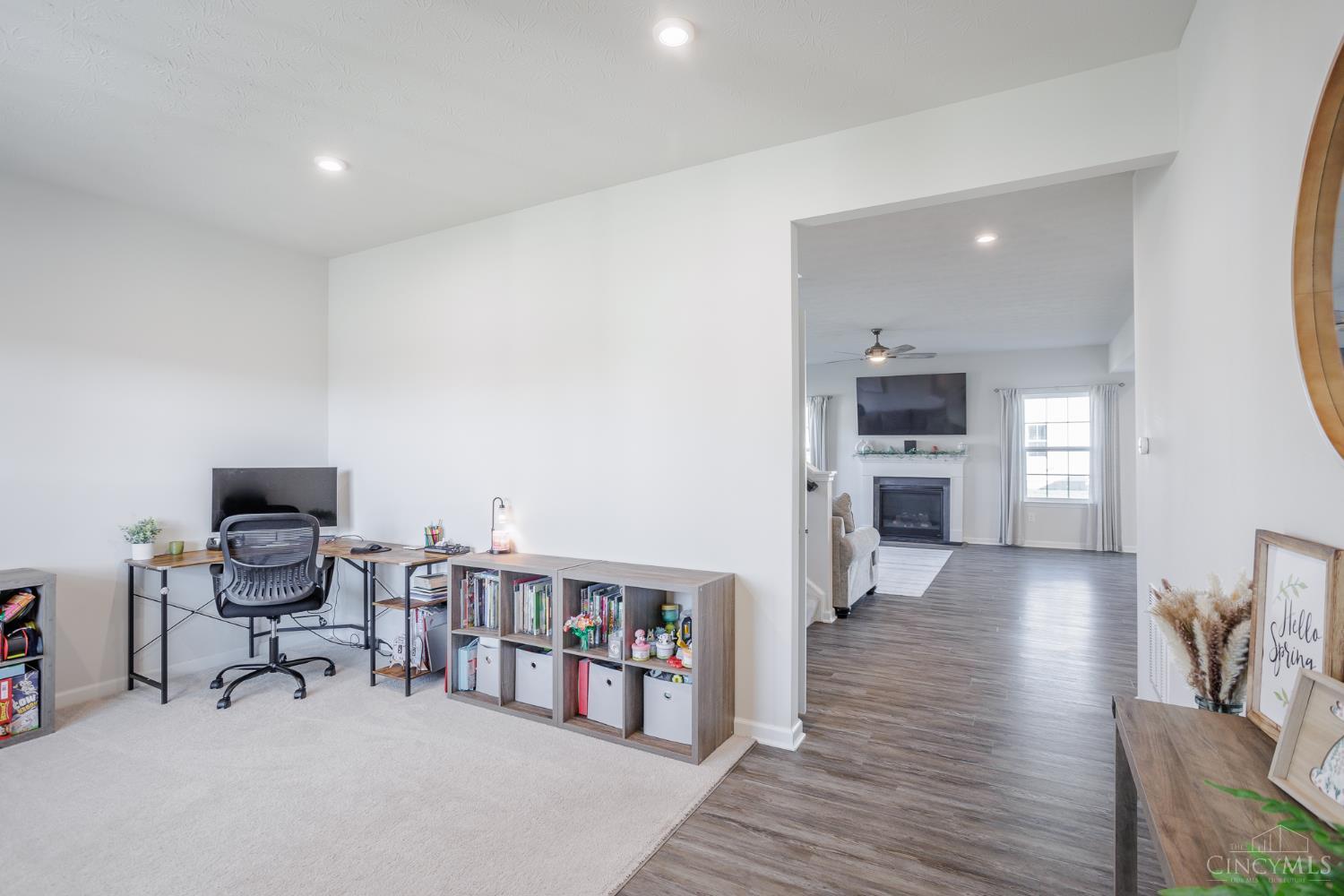 1586 Rosebush Court