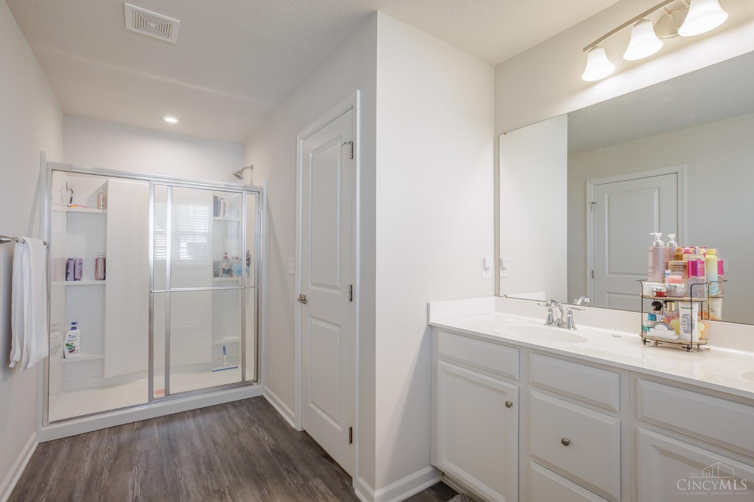 1586 Rosebush Court