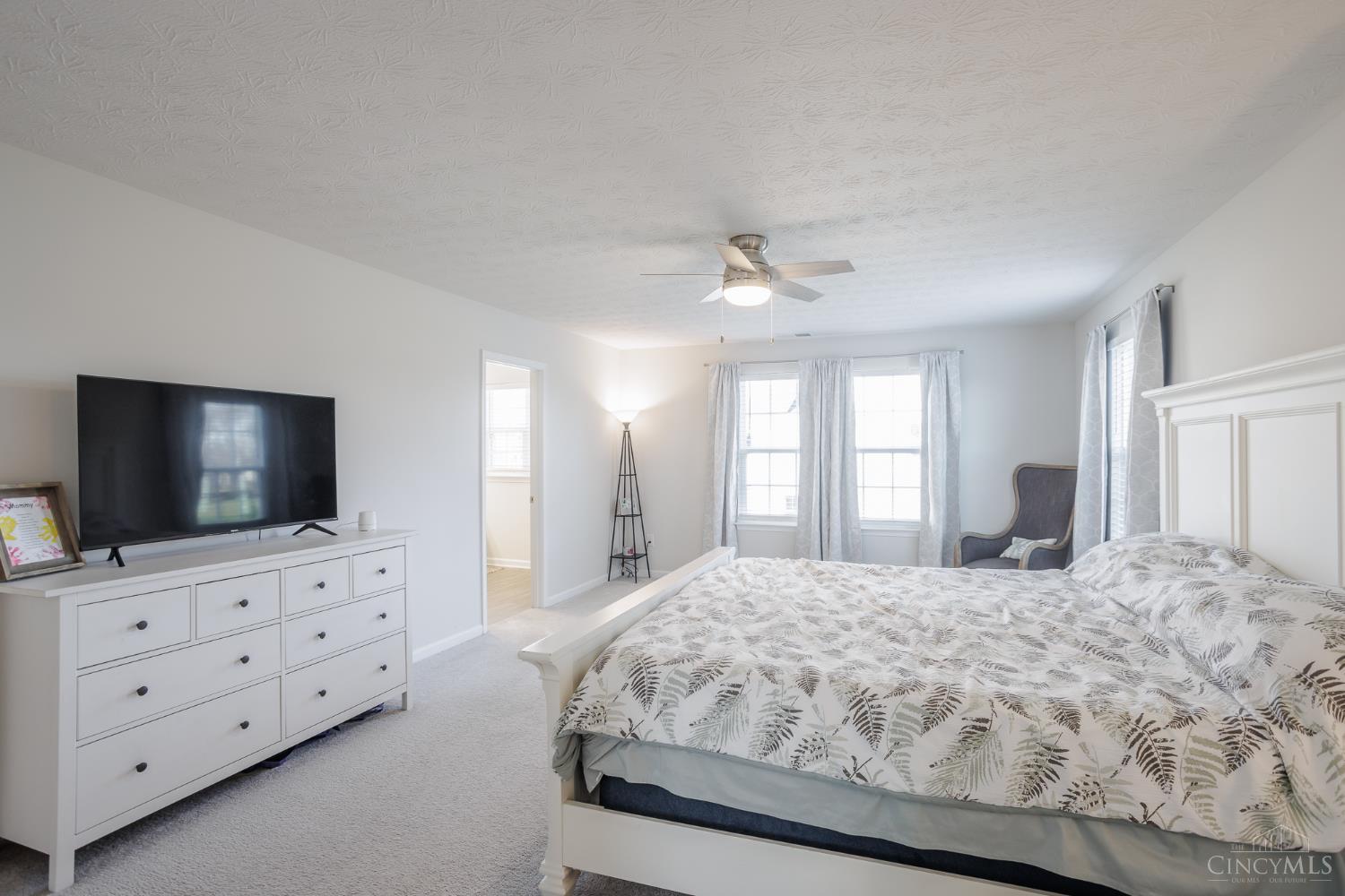 1586 Rosebush Court