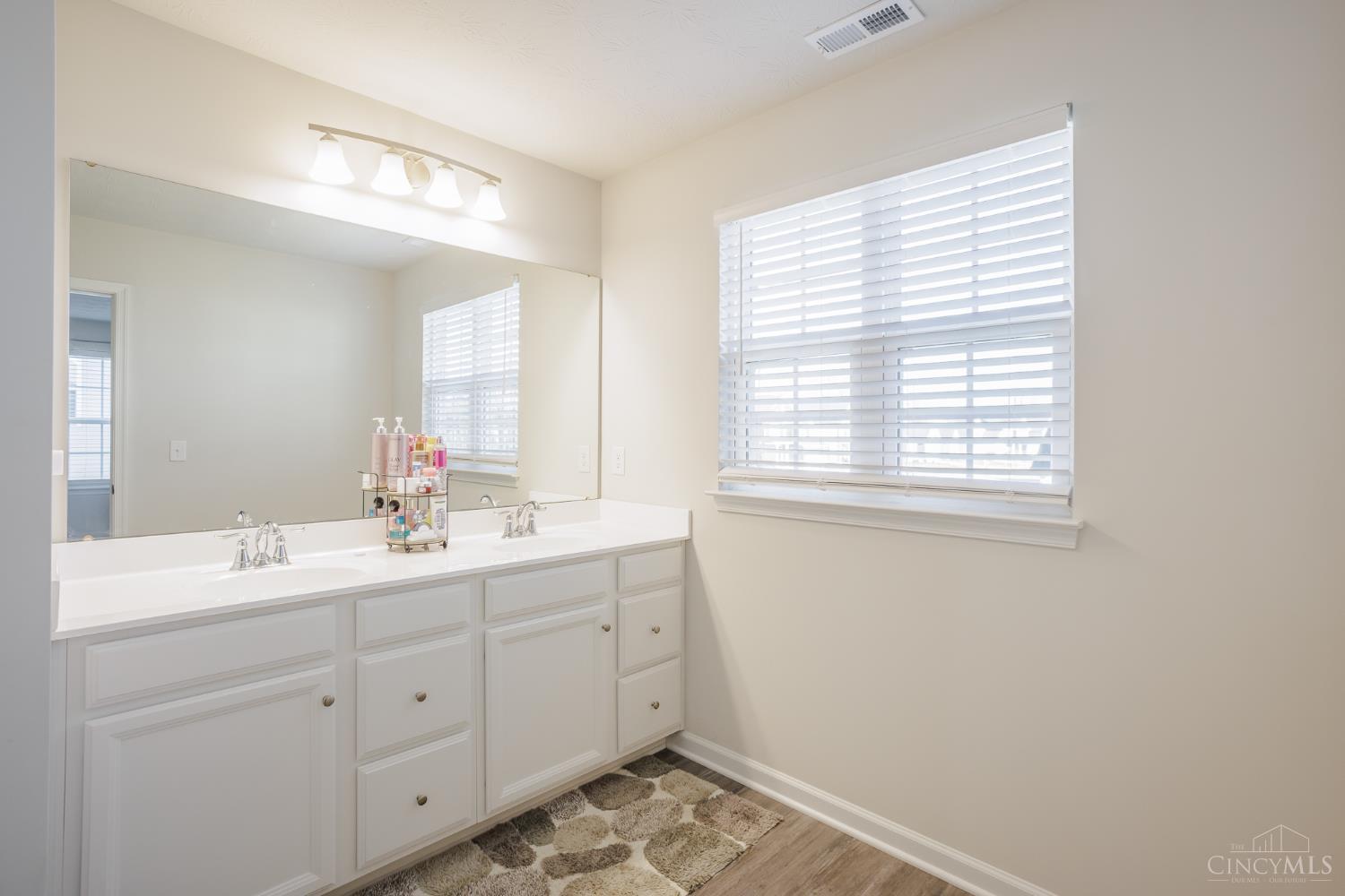 1586 Rosebush Court