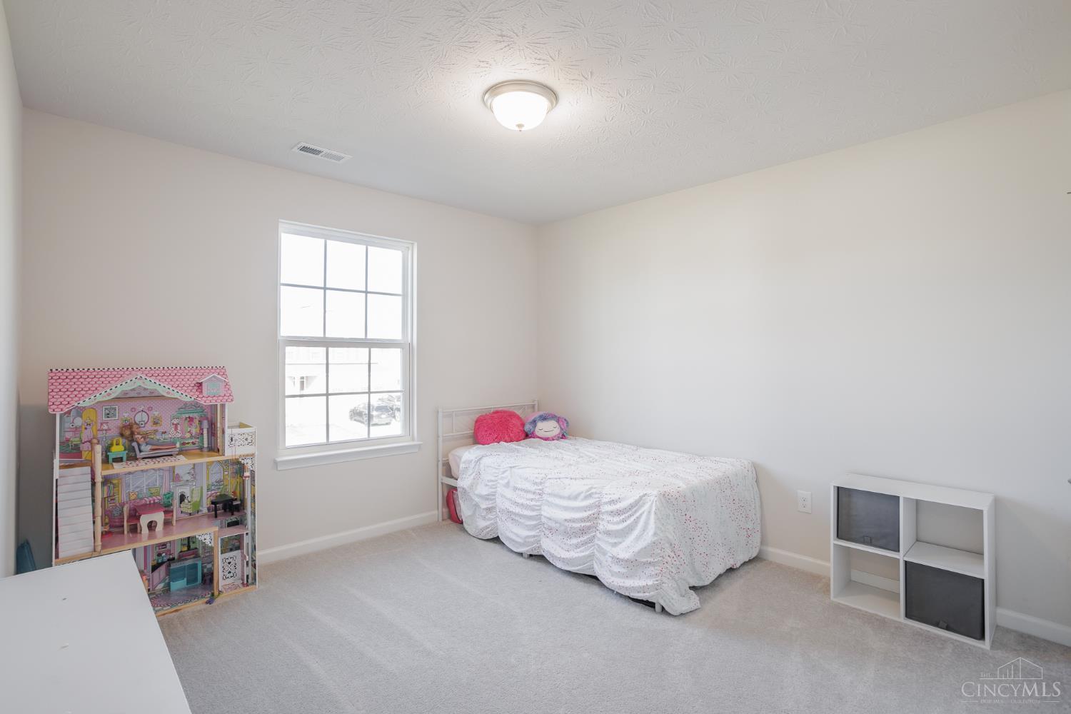 1586 Rosebush Court
