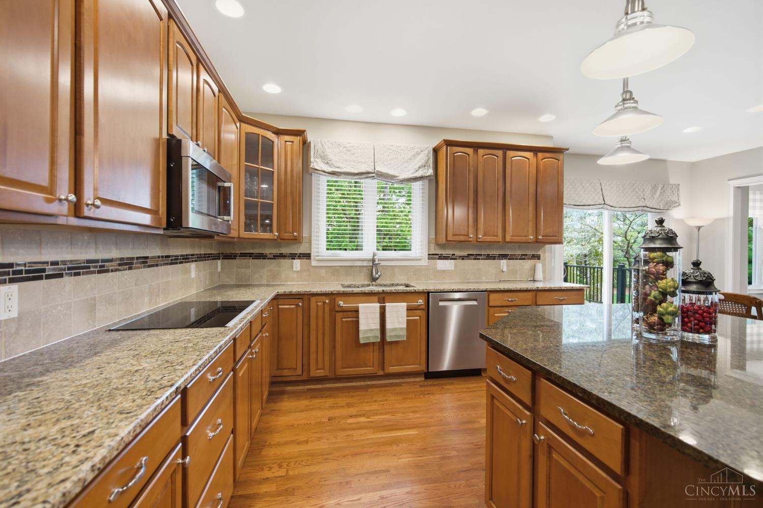 5564 Oak View Drive