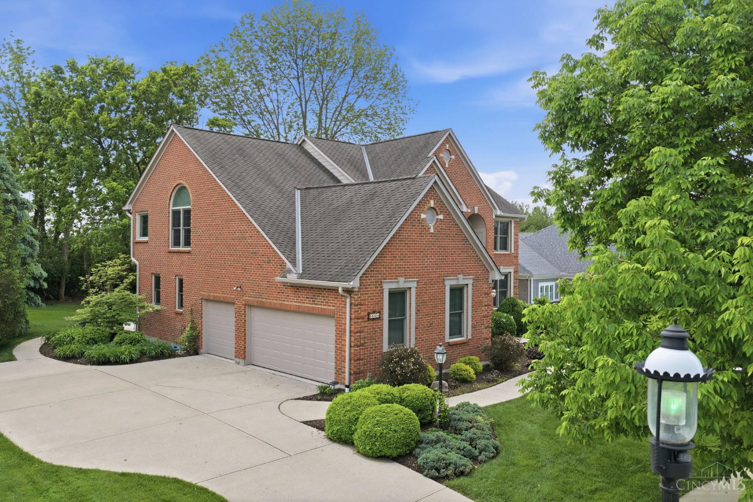 5564 Oak View Drive