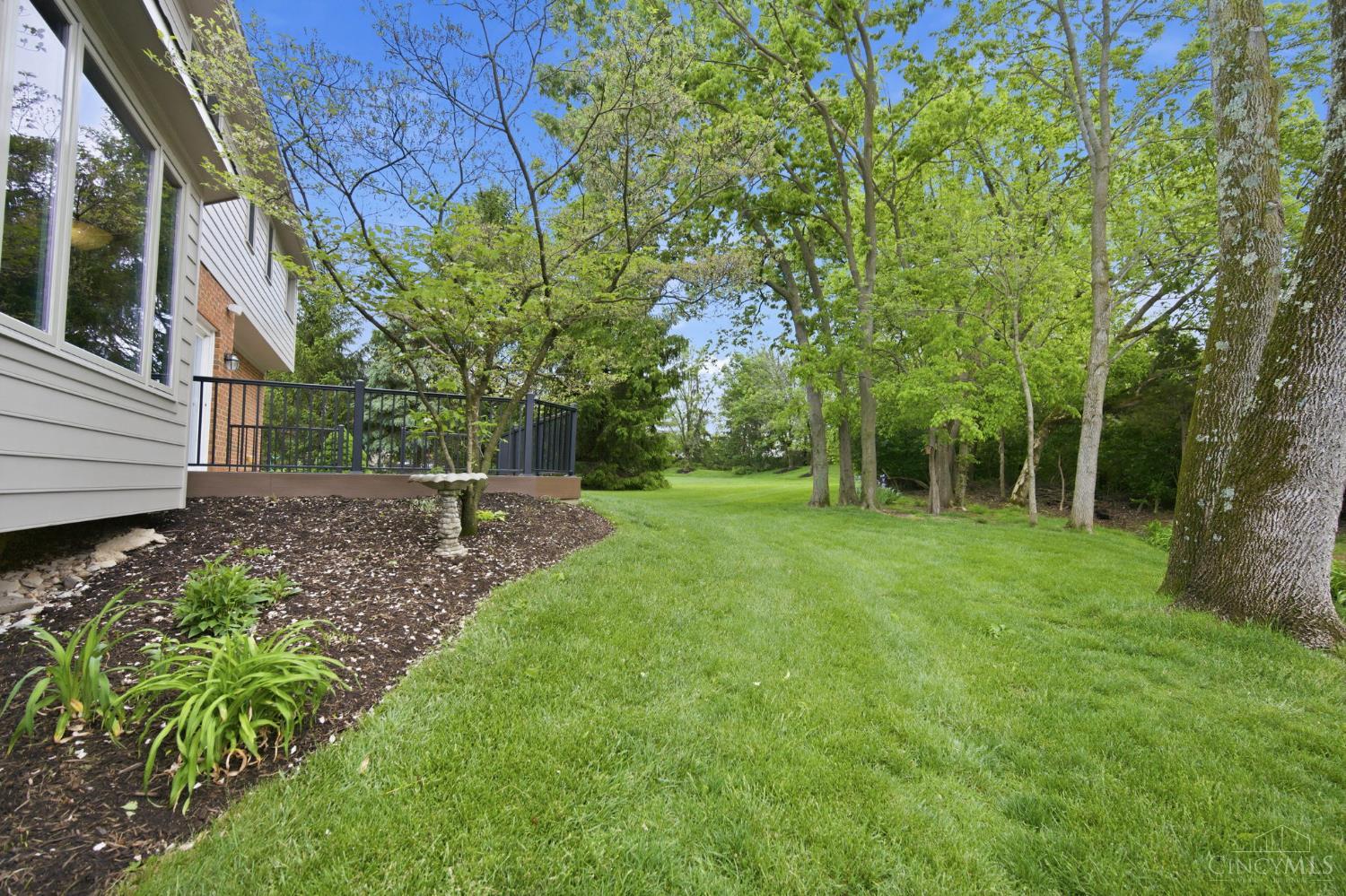 5564 Oak View Drive