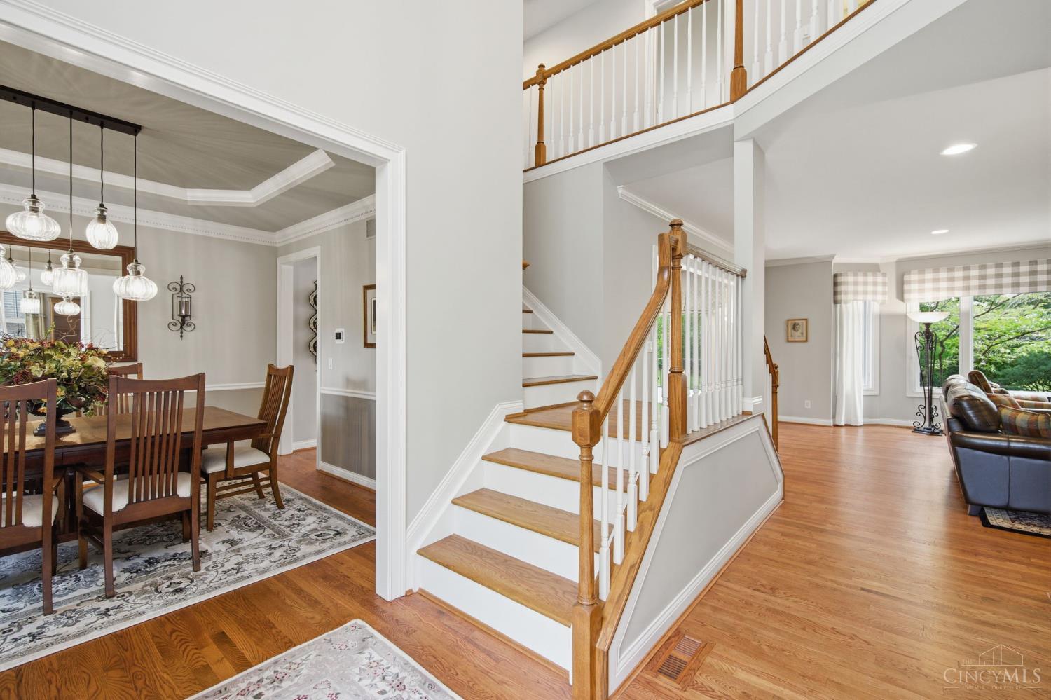 5564 Oak View Drive