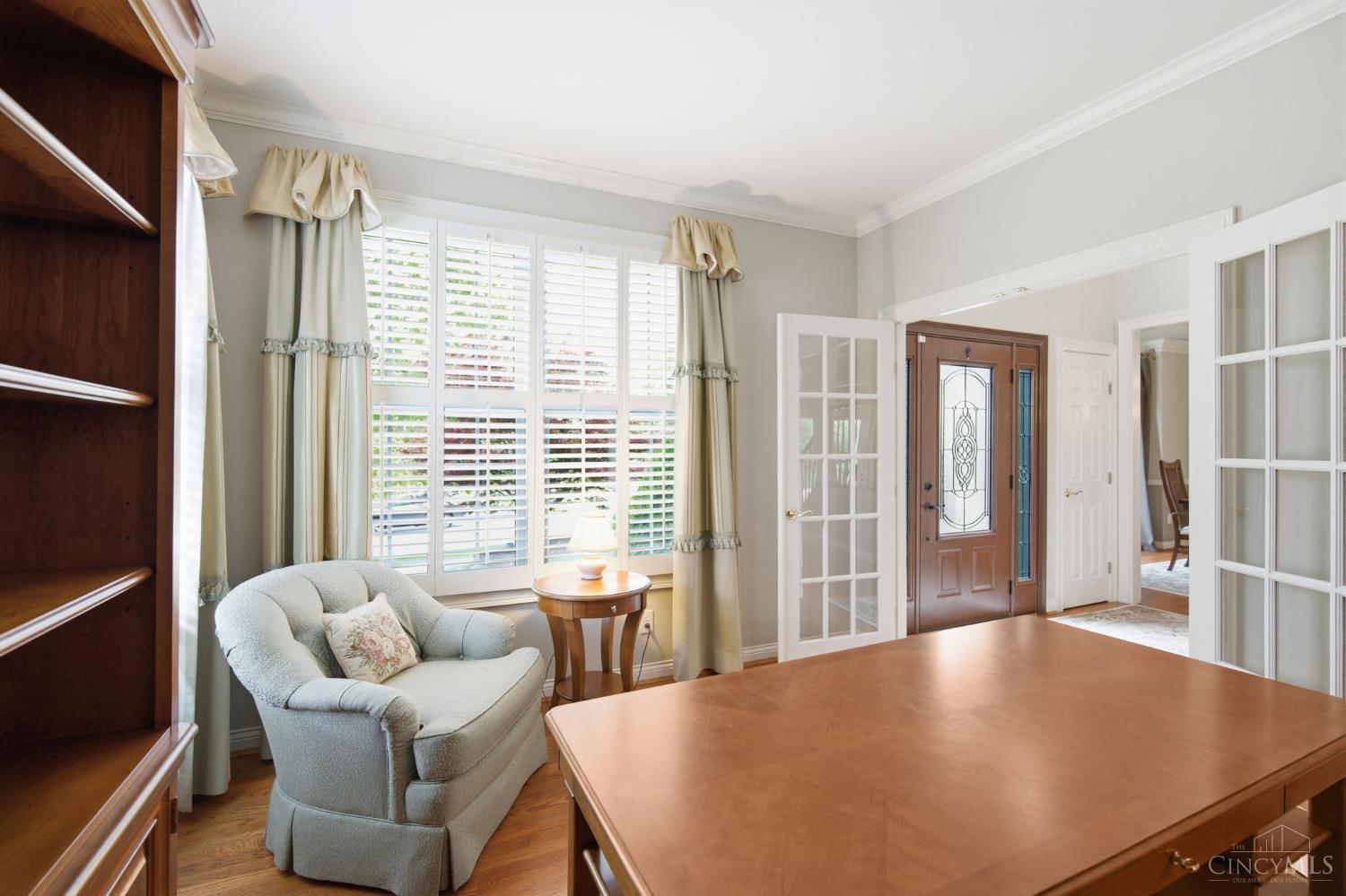 5564 Oak View Drive