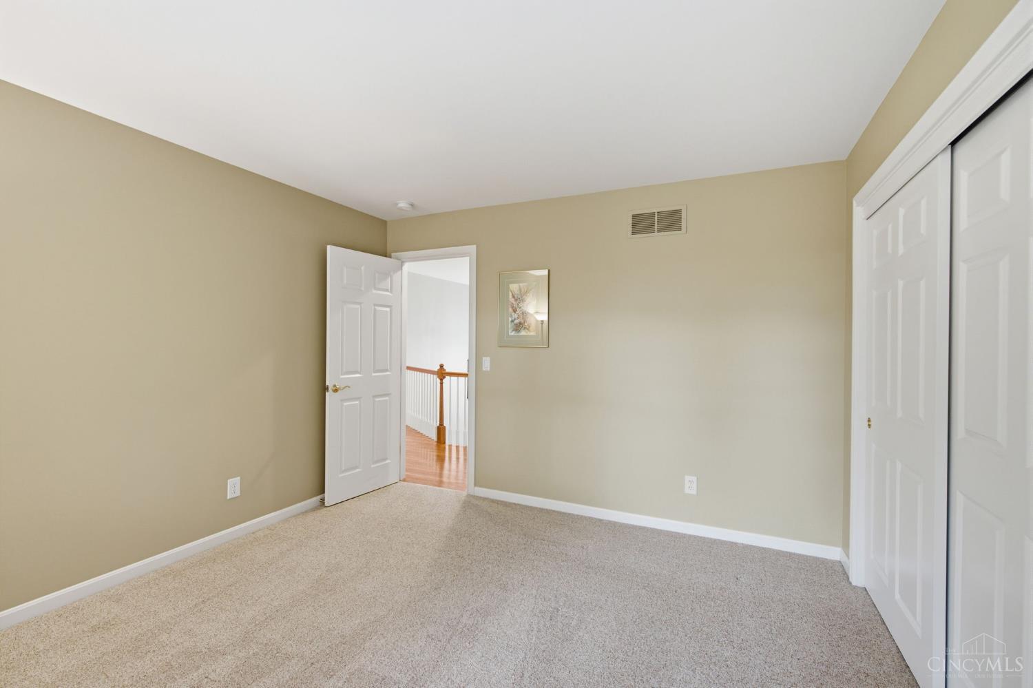 5564 Oak View Drive