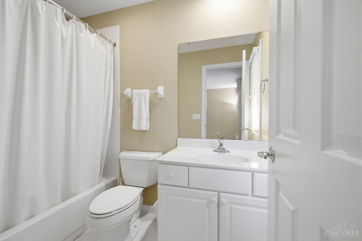 5564 Oak View Drive