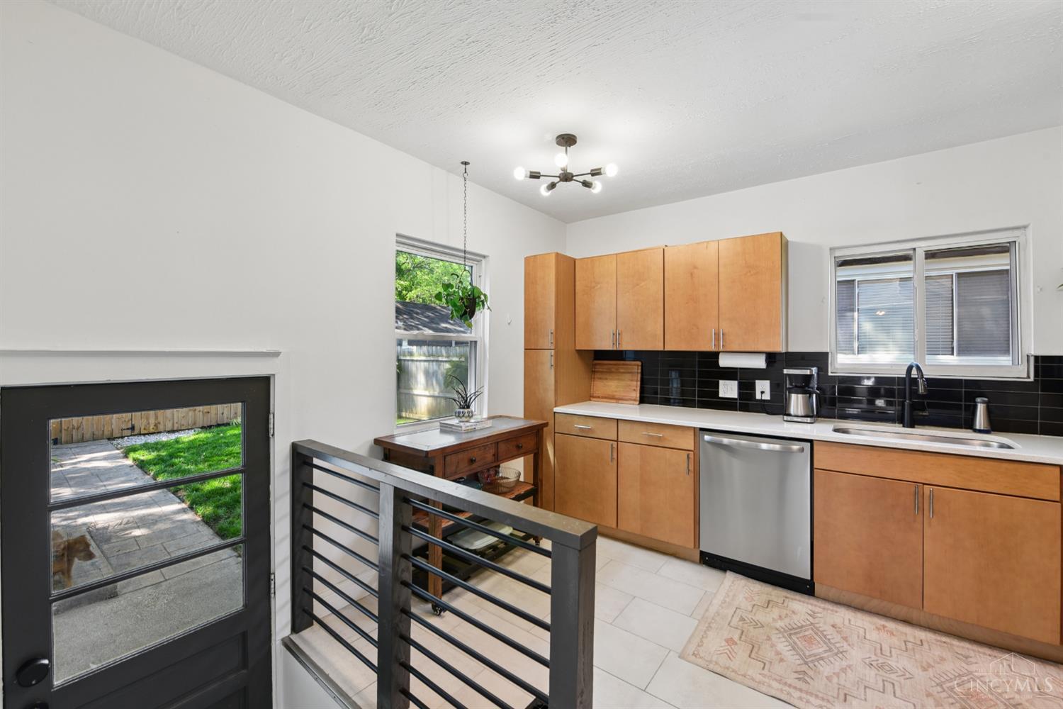2321 Lysle Lane