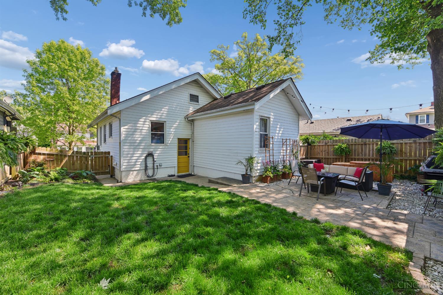 2321 Lysle Lane