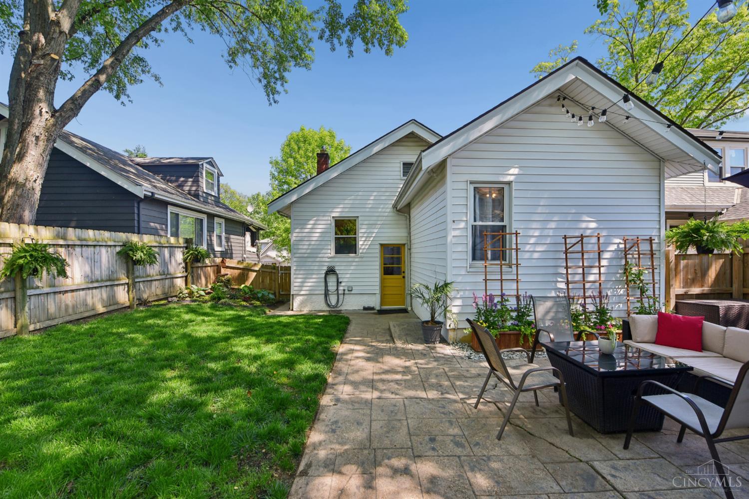 2321 Lysle Lane