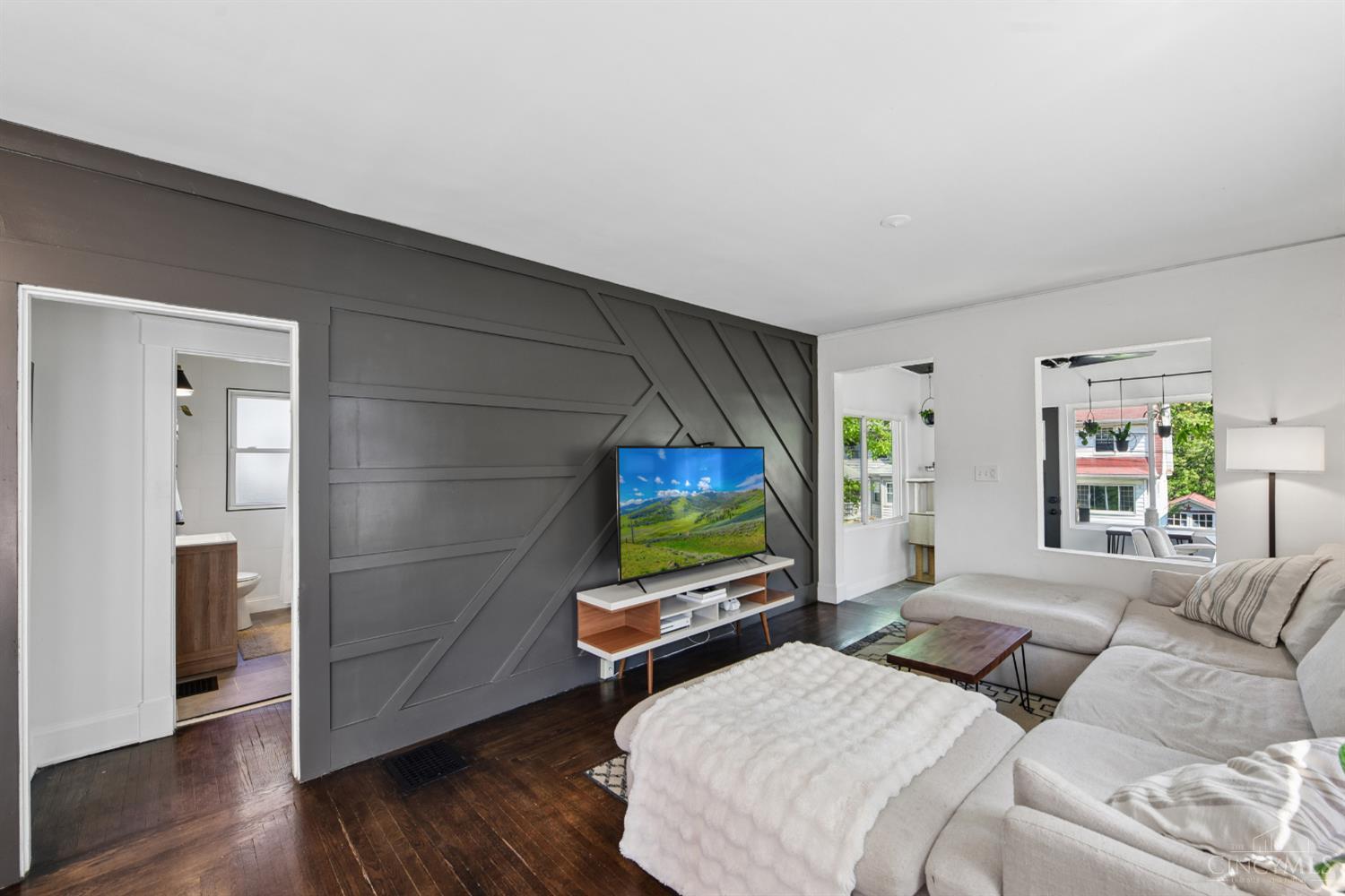 2321 Lysle Lane