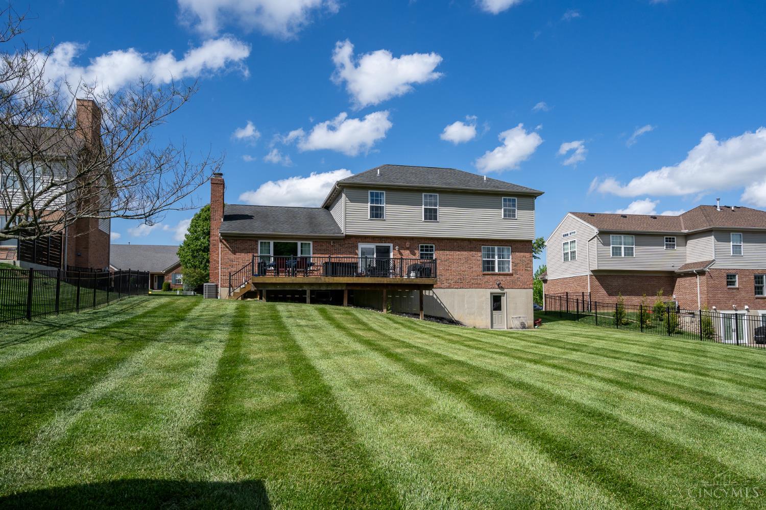 6343 Carriageview Ln