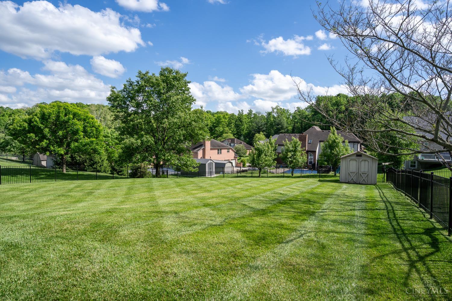 6343 Carriageview Ln