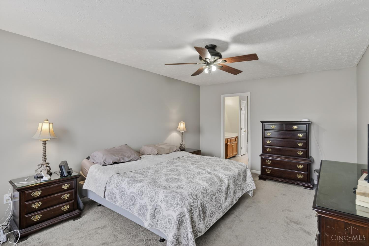 6343 Carriageview Ln