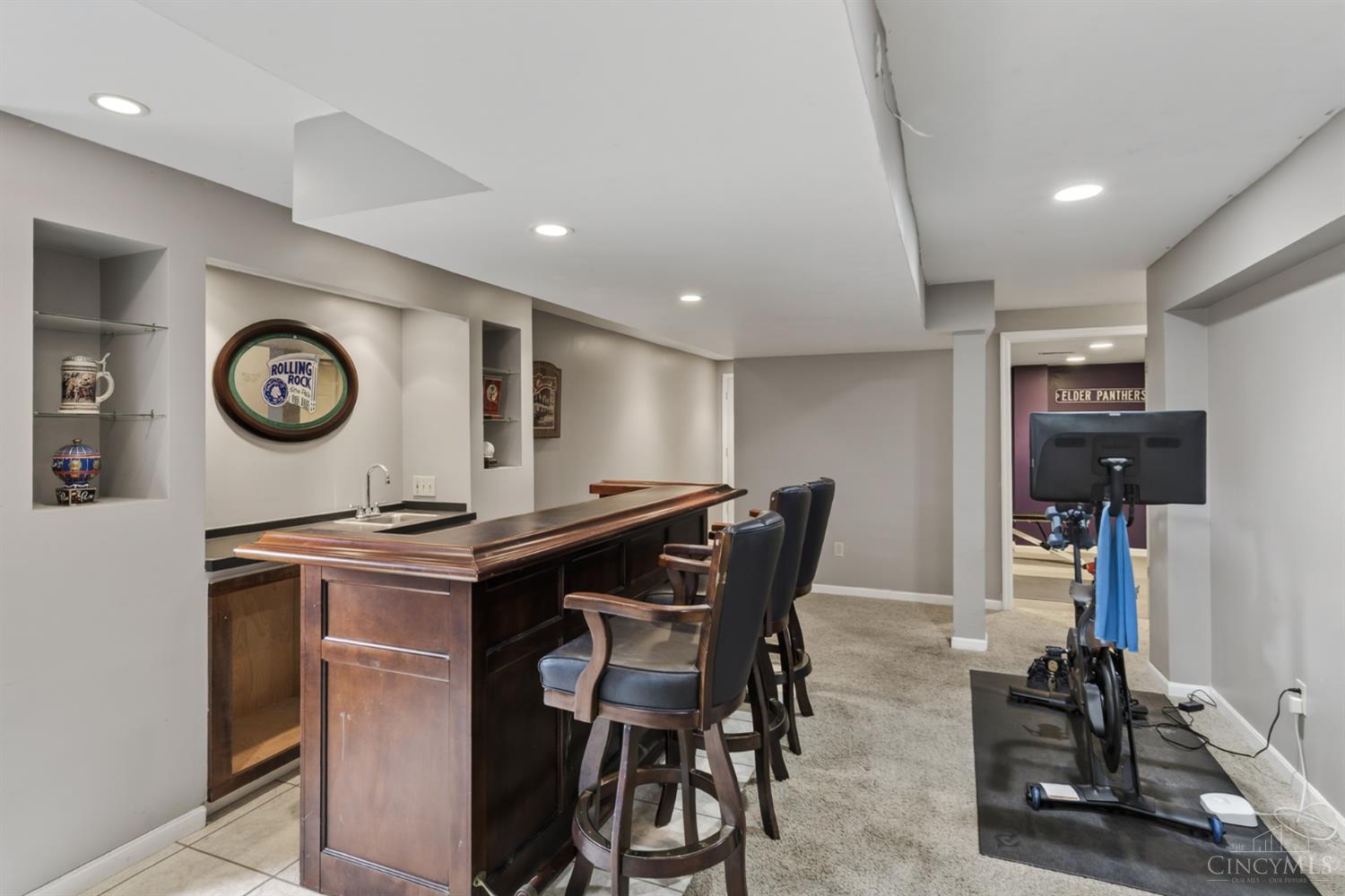 6343 Carriageview Ln