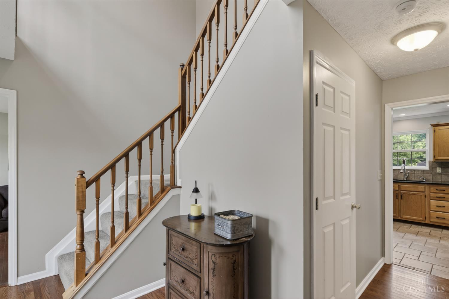 6343 Carriageview Ln
