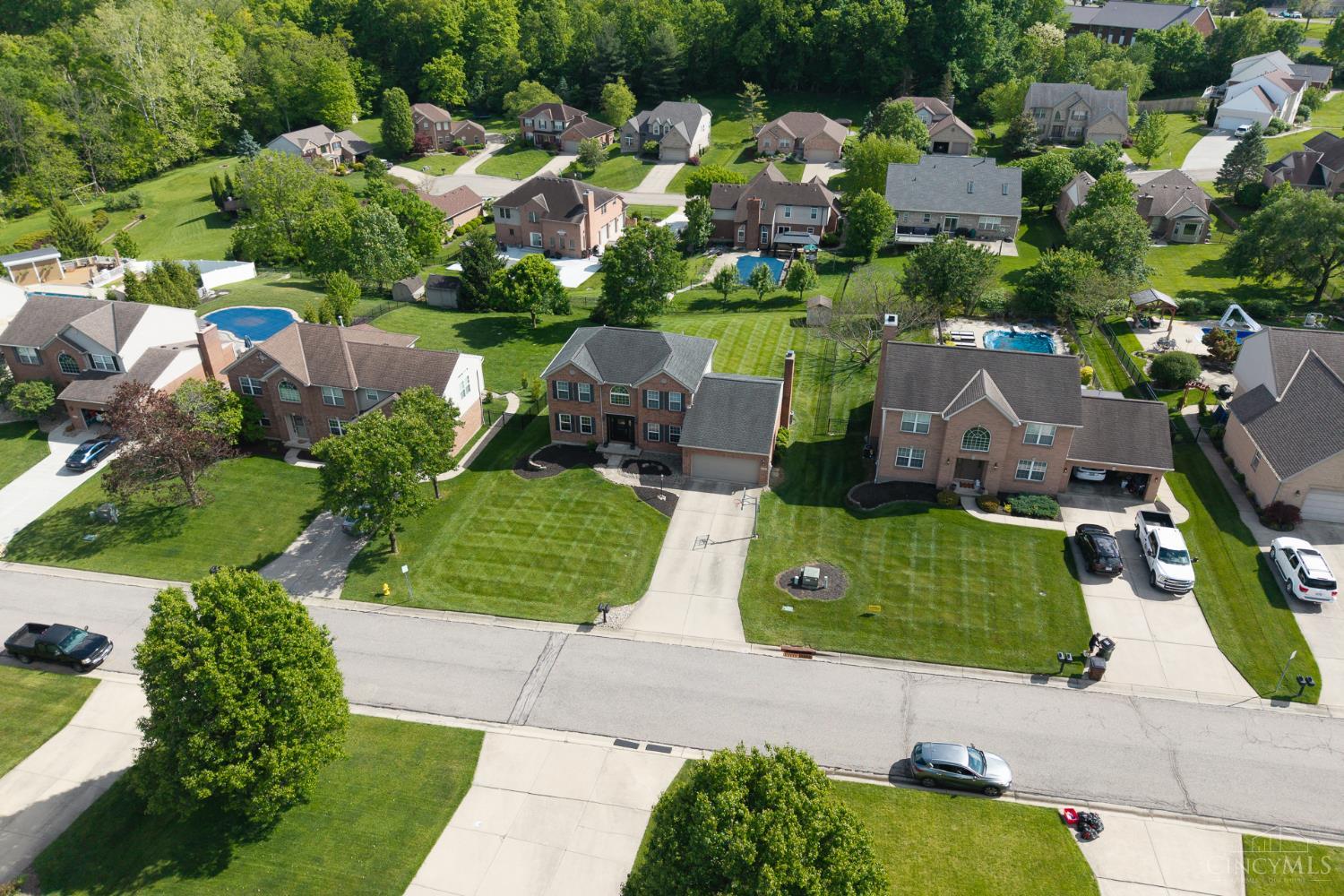 6343 Carriageview Ln