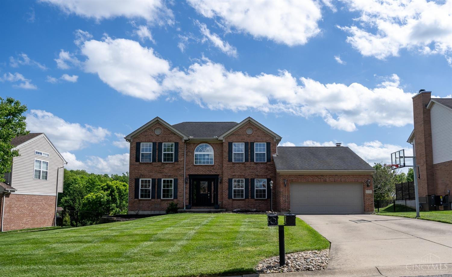 6343 Carriageview Ln