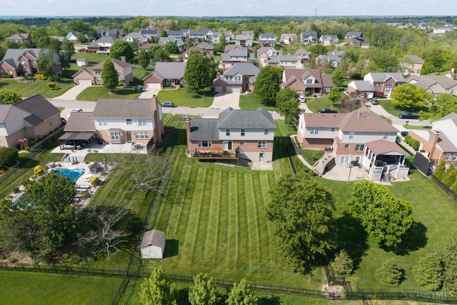 6343 Carriageview Ln