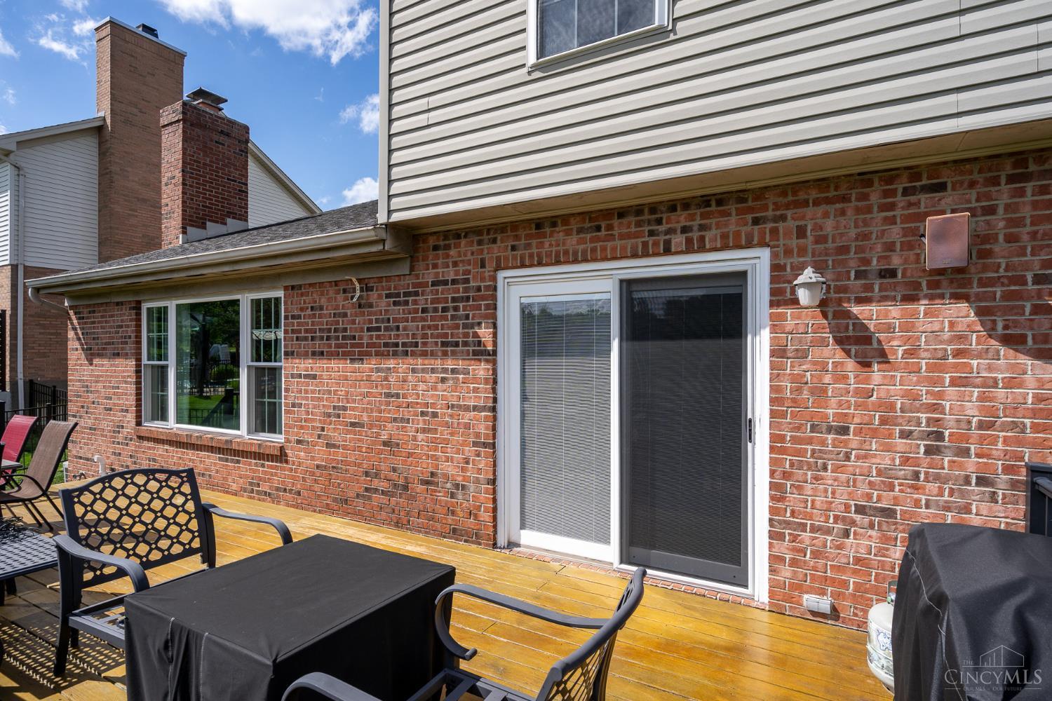 6343 Carriageview Ln