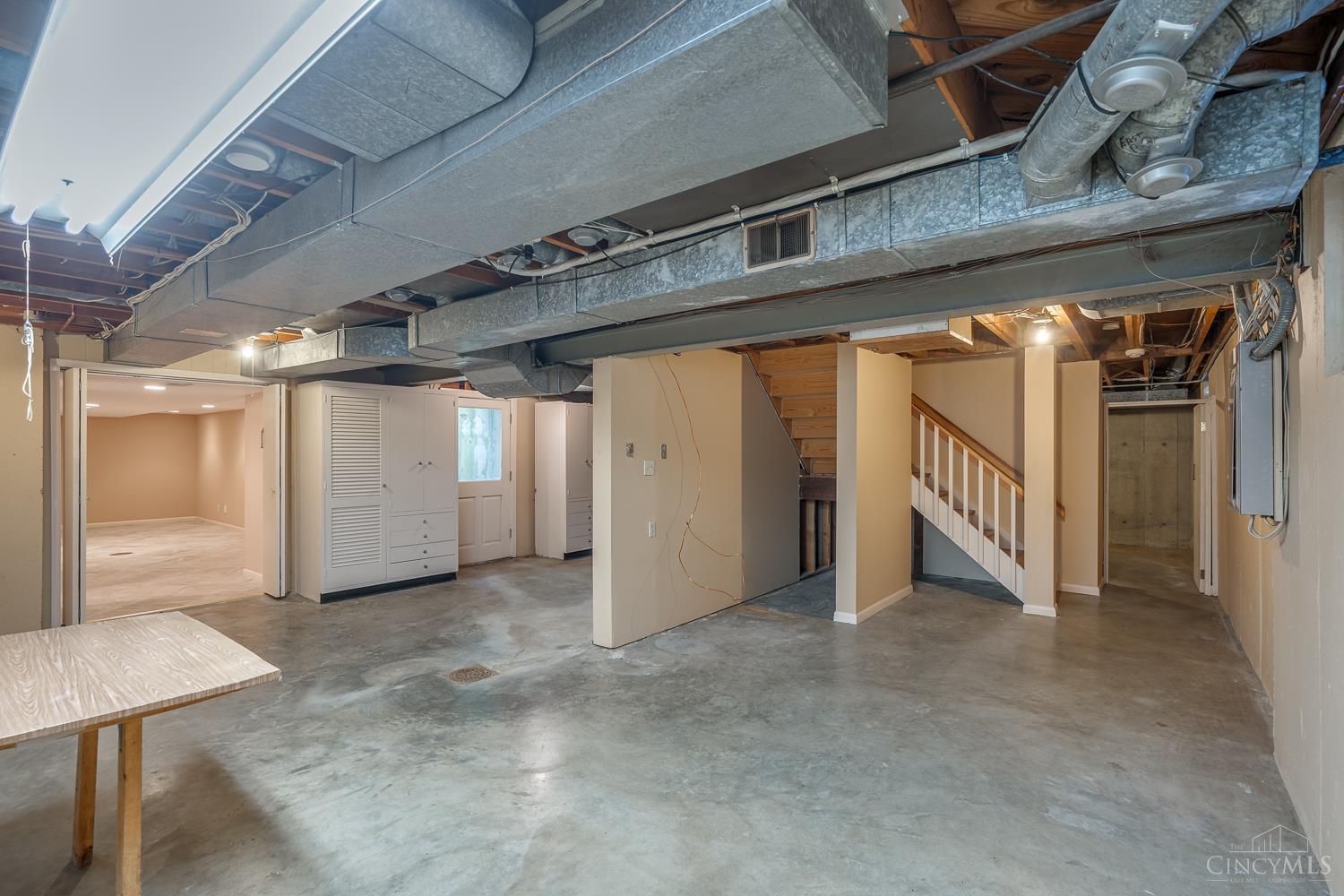 4 Lexington Circle