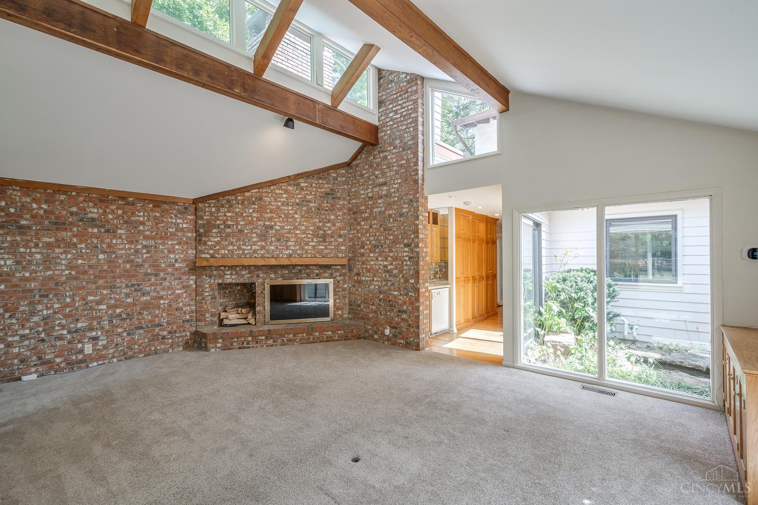 4 Lexington Circle