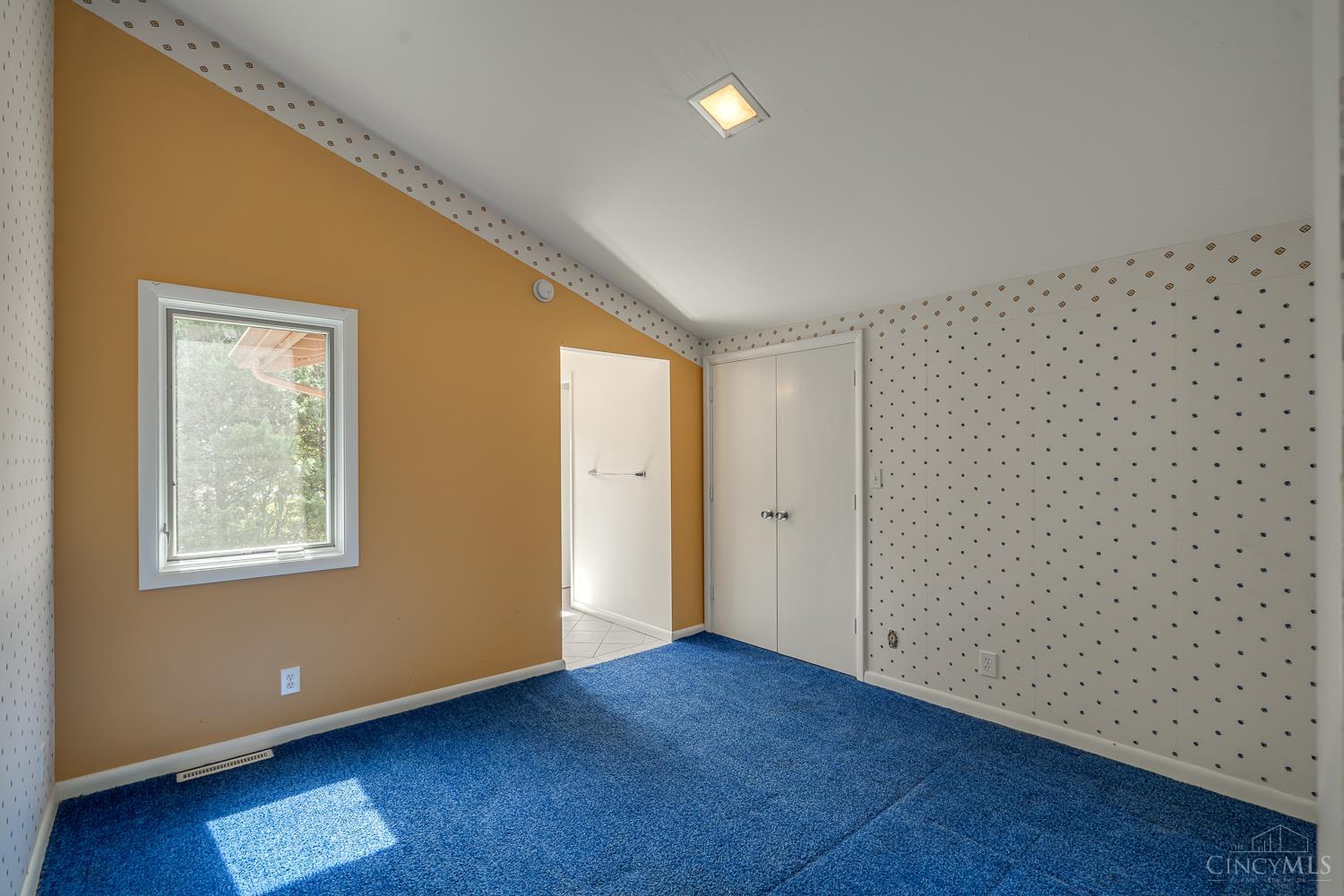 4 Lexington Circle