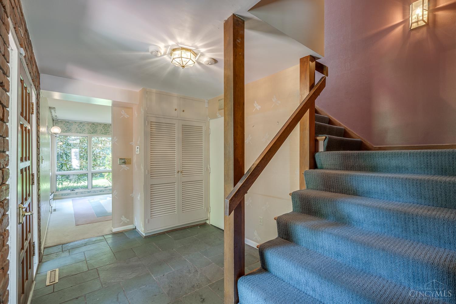4 Lexington Circle