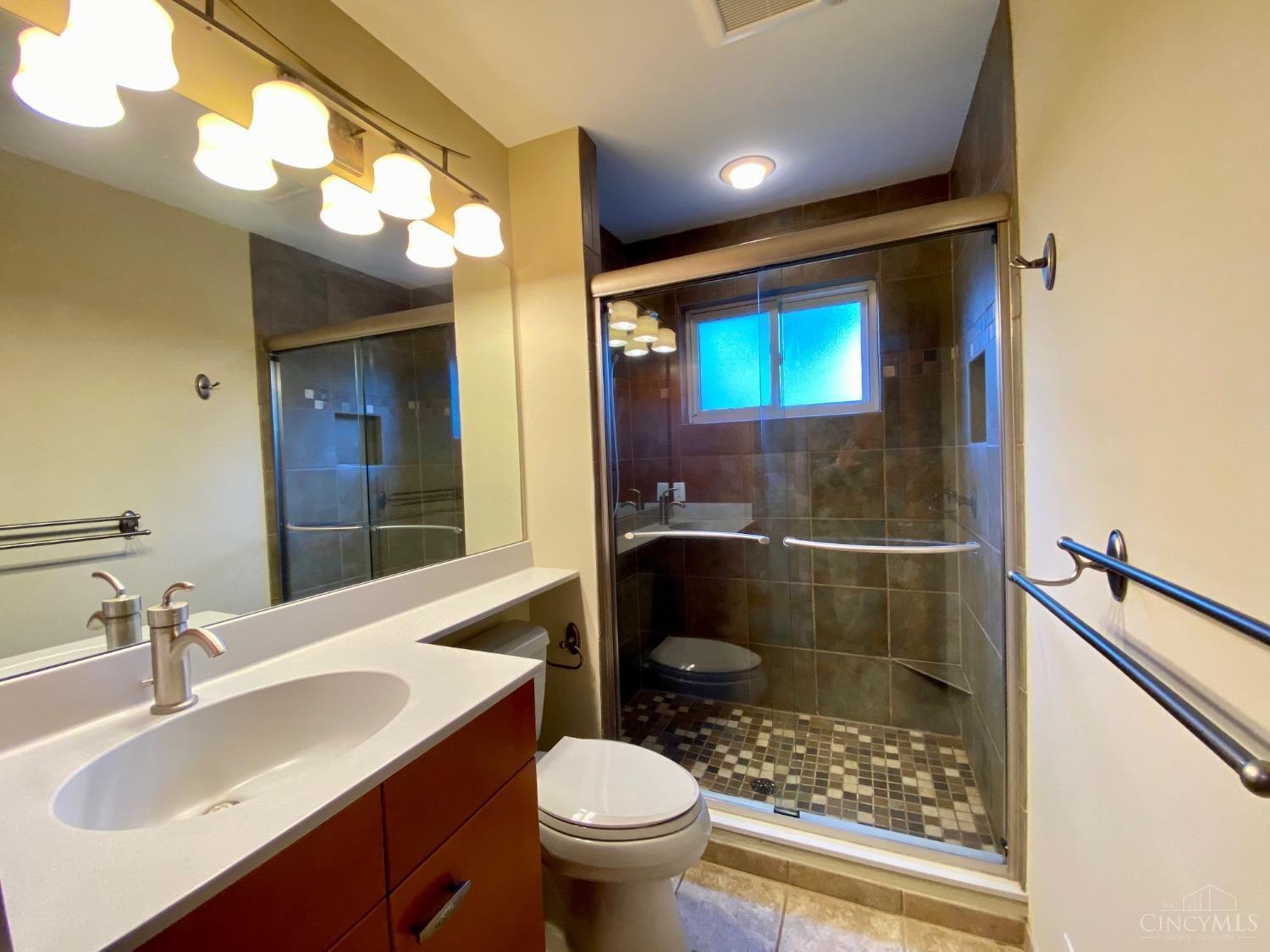 4085 Mefford Lane