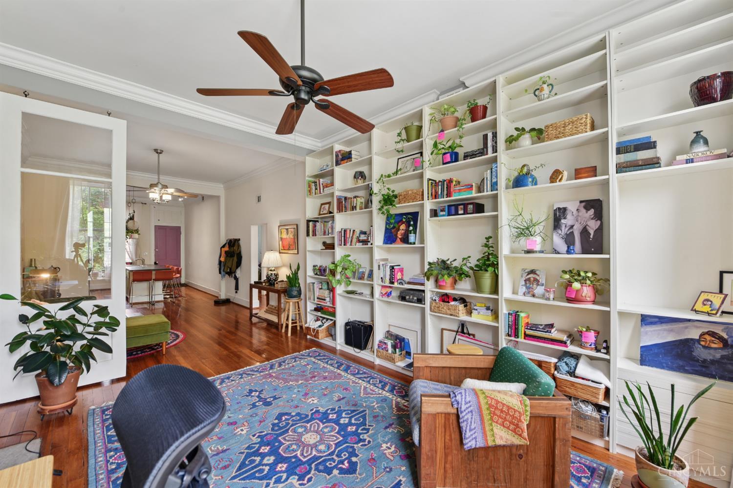 1427 Main Street 1