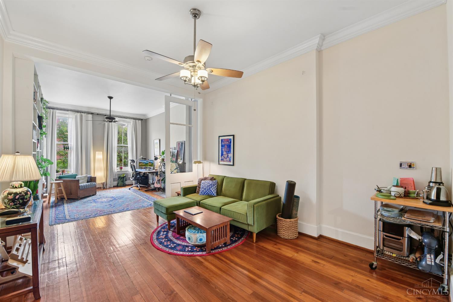 1427 Main Street 1