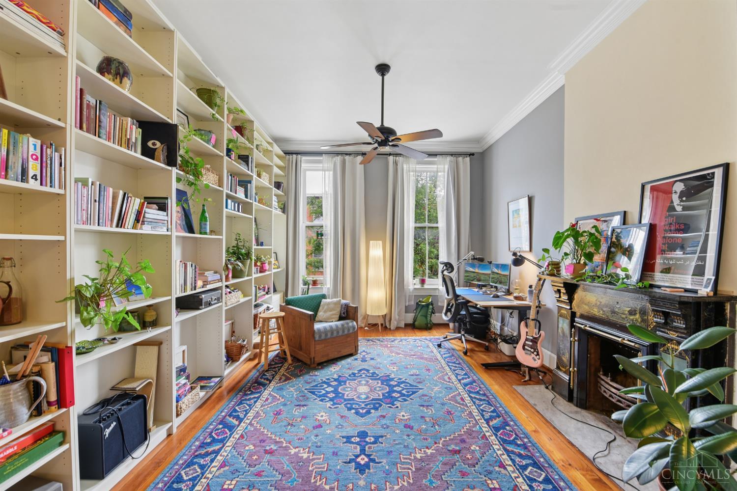 1427 Main Street 1