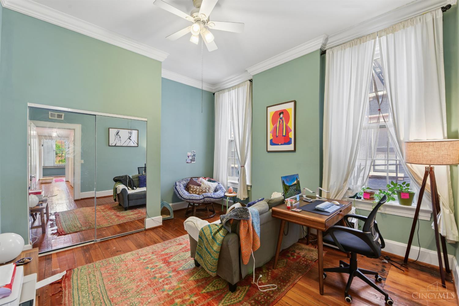 1427 Main Street 1