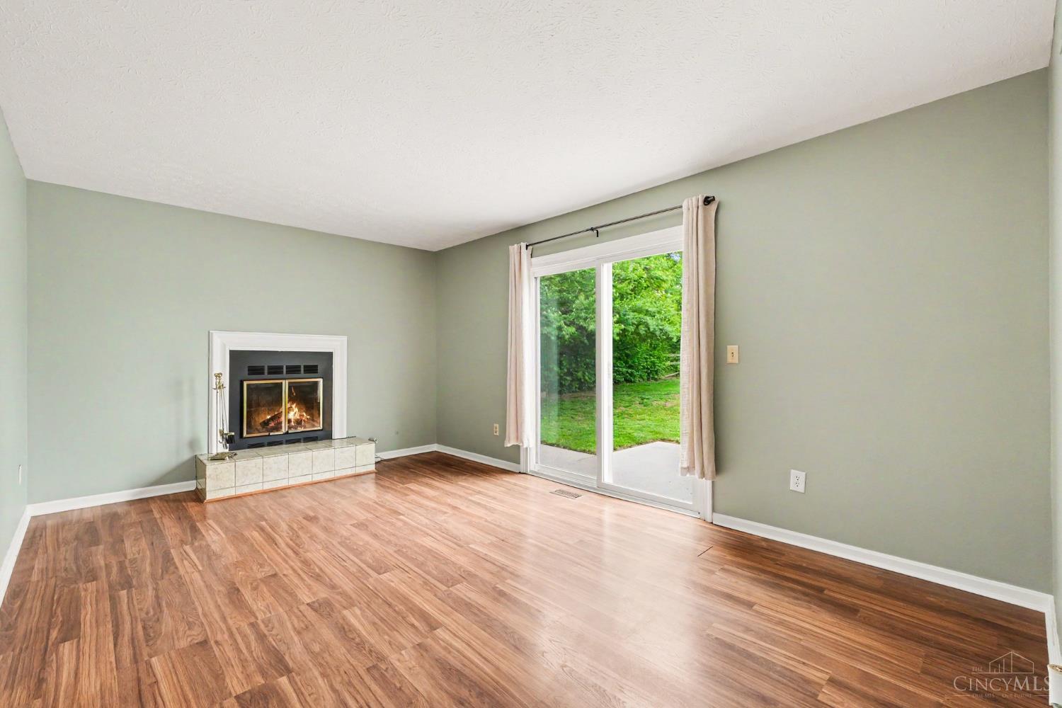 7594 Cinnamon Woods Drive