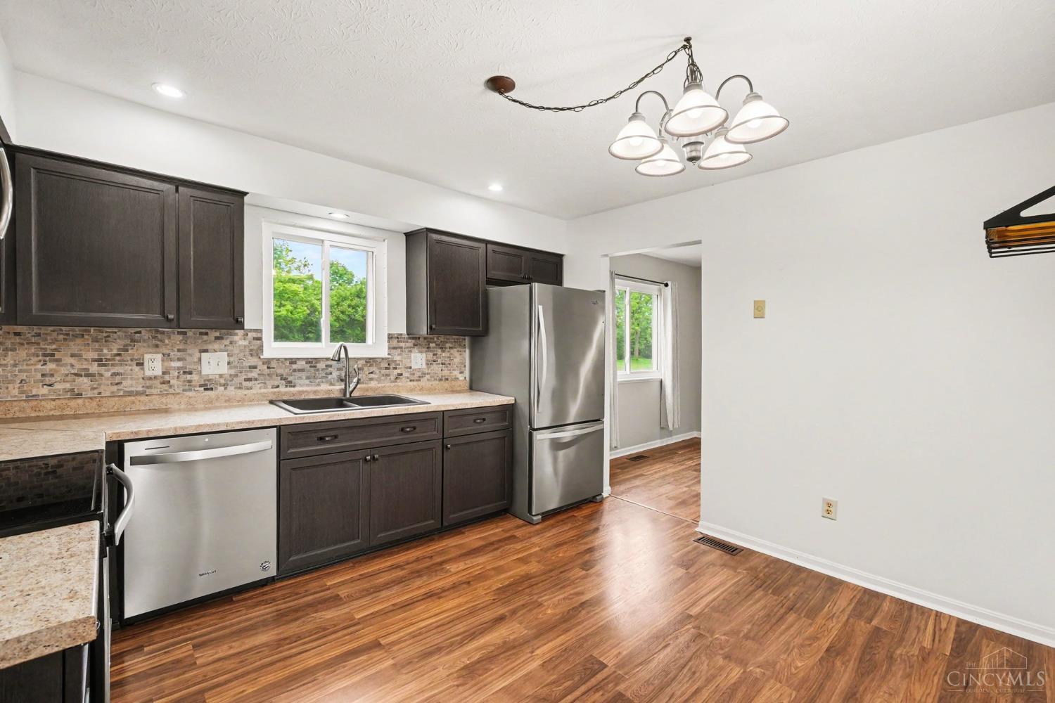 7594 Cinnamon Woods Drive