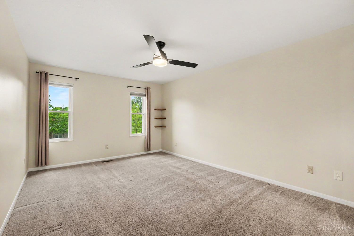 7594 Cinnamon Woods Drive