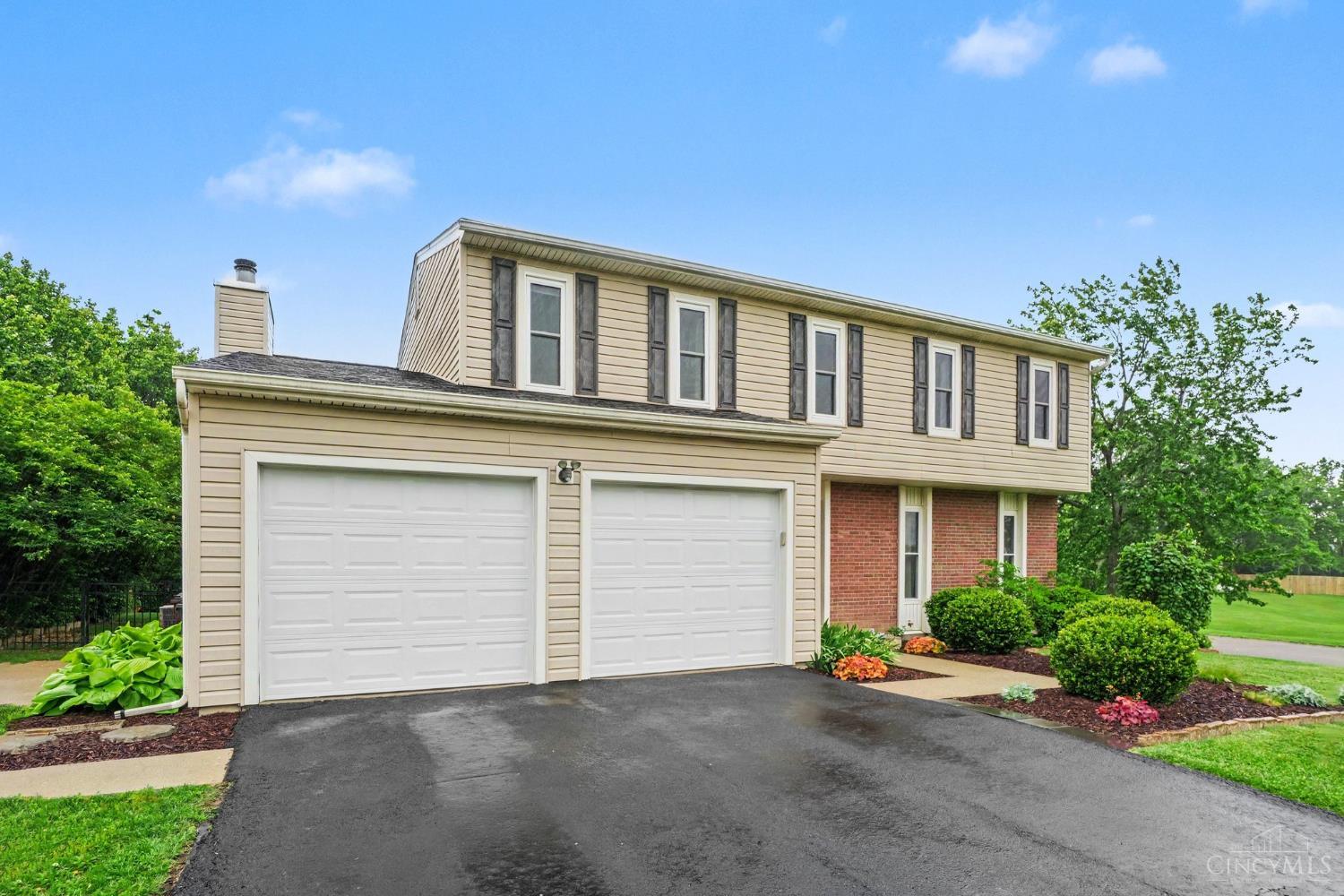 7594 Cinnamon Woods Drive