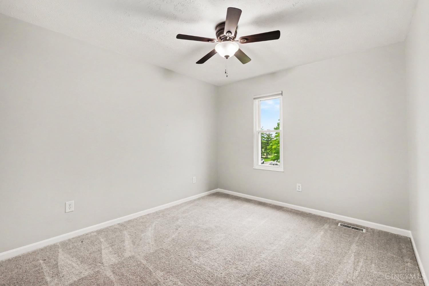 7594 Cinnamon Woods Drive