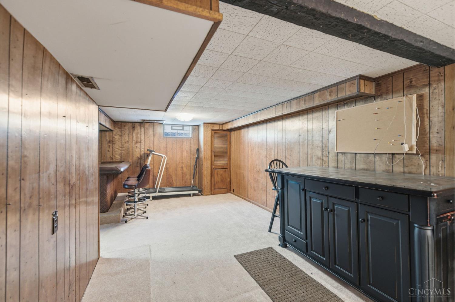 1290 Main Street