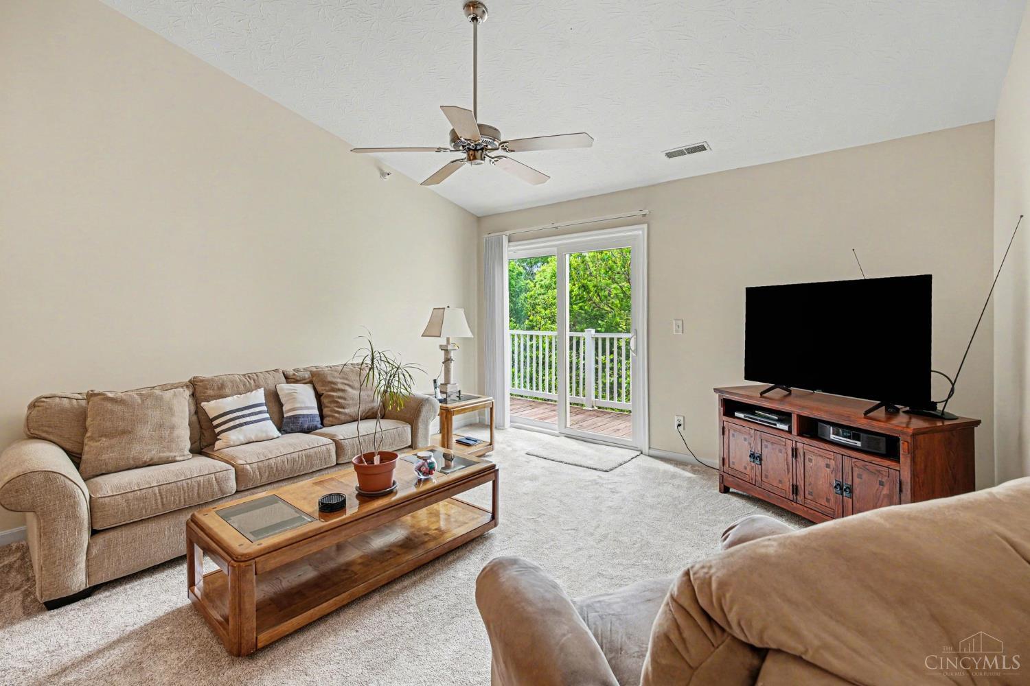 4563 Foley Road 11