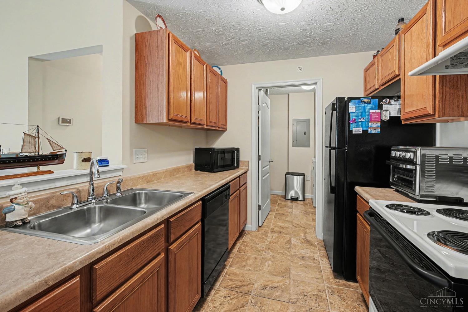 4563 Foley Road 11