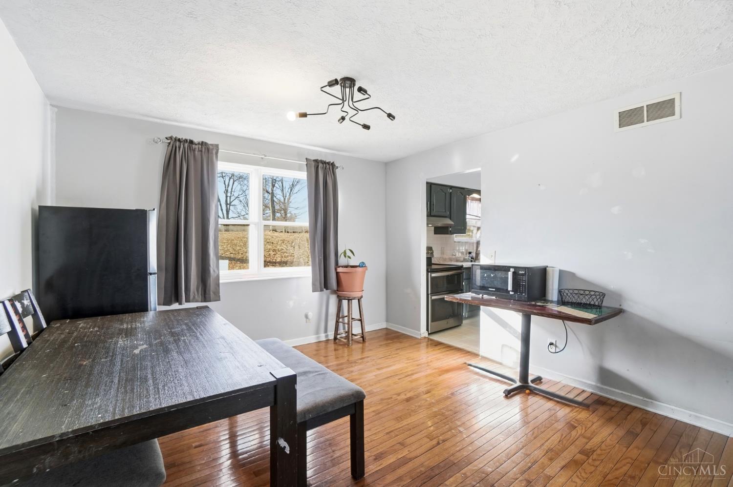 4357 Hubble Road